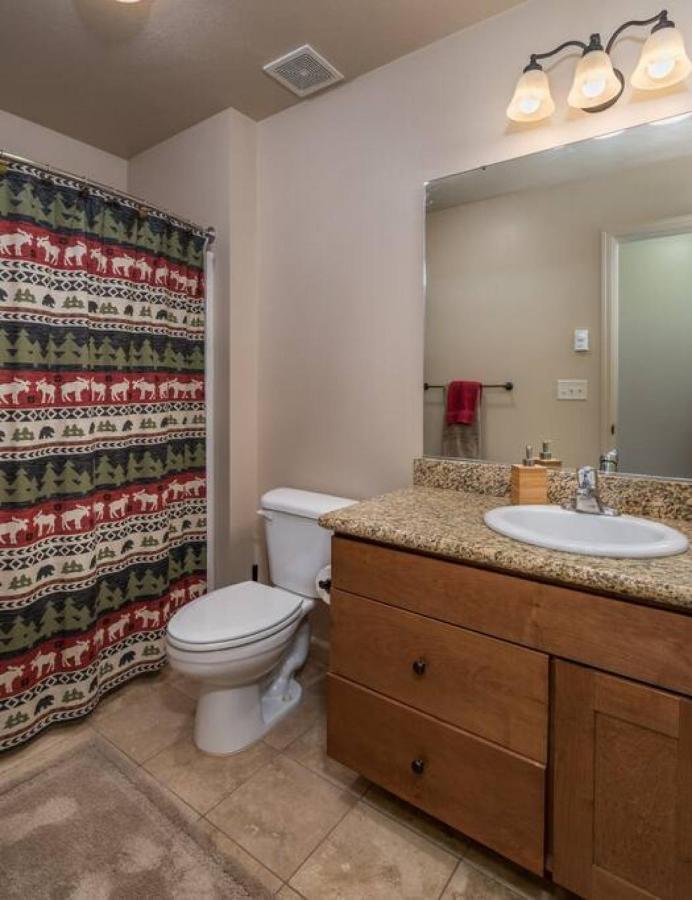 2 Bedroom Upstairs Condo With Ac In Victor, Id Exterior photo